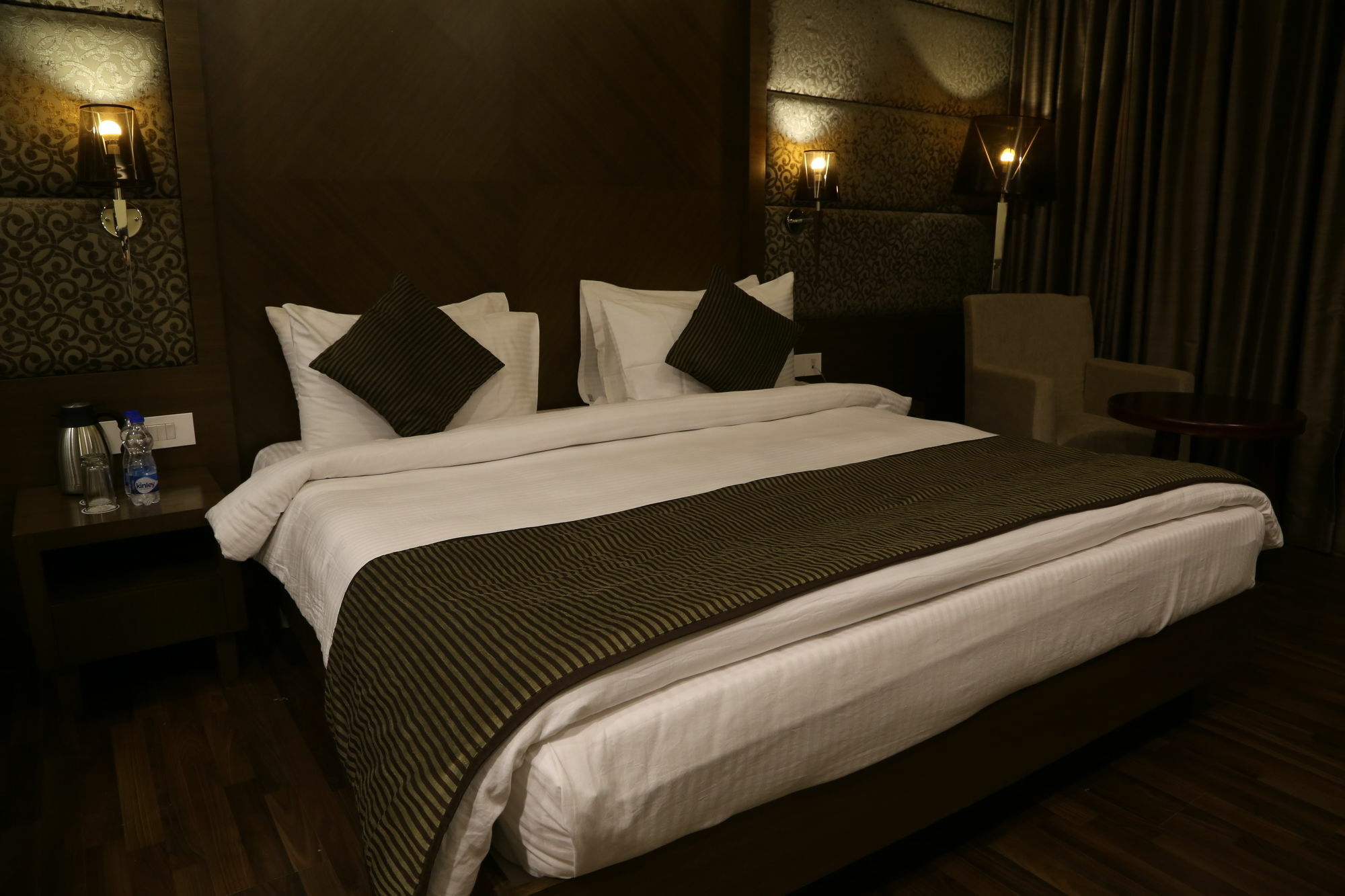 The Fern Residency Mundra Hotel Exterior foto