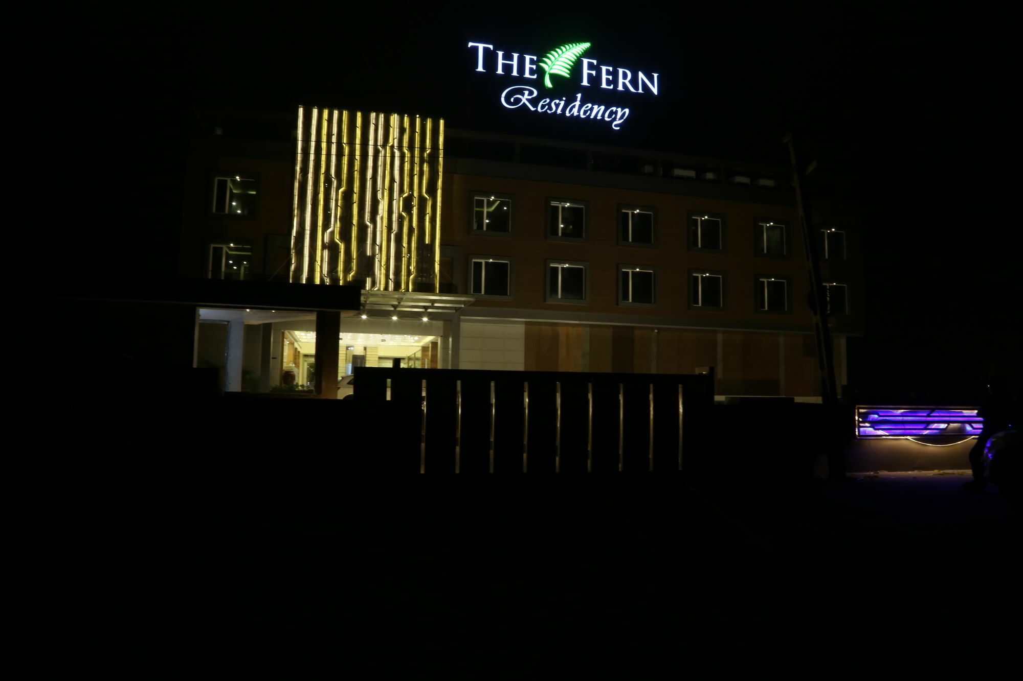 The Fern Residency Mundra Hotel Exterior foto
